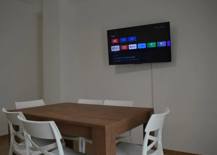 Francesca & Chiara-affitti Brevi Italia Апартаменты *