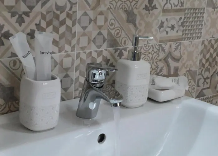 Francesca & Chiara-affitti Brevi Italia *